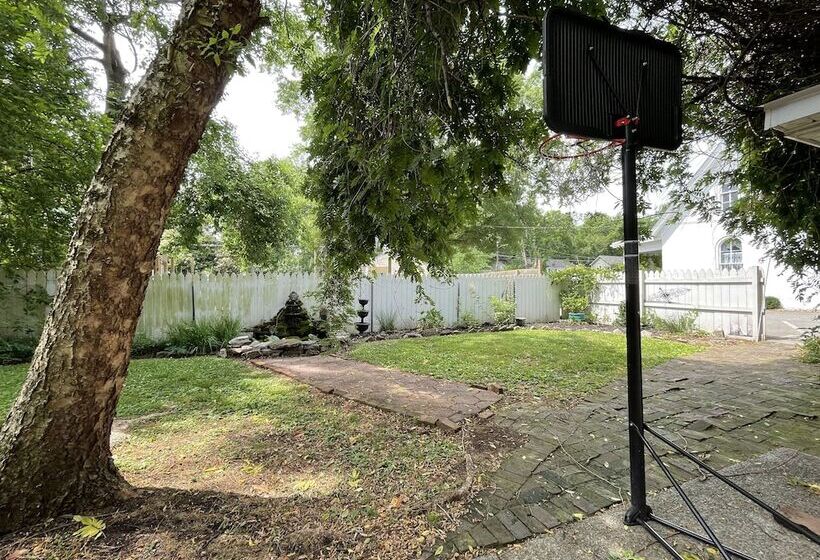 فندق Carriage Lane Inn