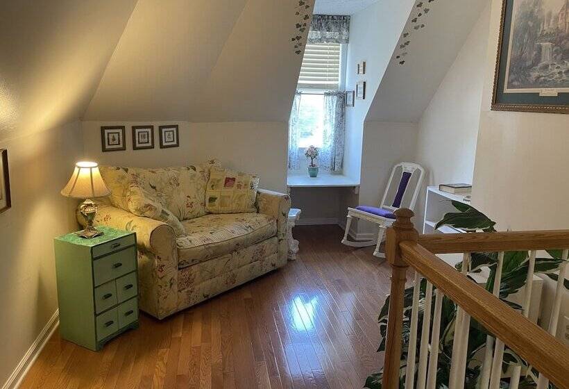 فندق Carriage Lane Inn