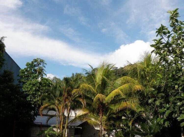 هتل Chanchamayo Inn