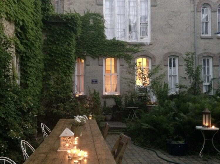 酒店 Church Des Artistes Guest House