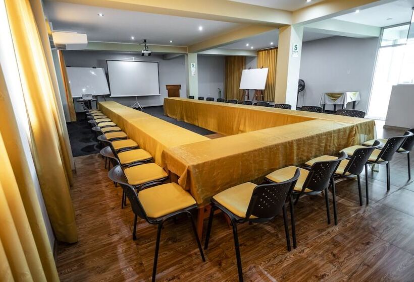 ホテル Costa Del Inka