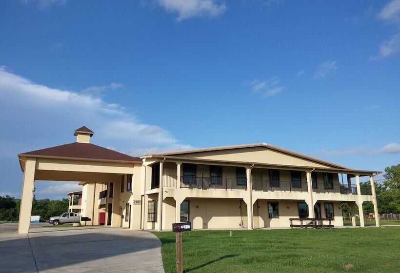 酒店 Country Regency Inn & Suites