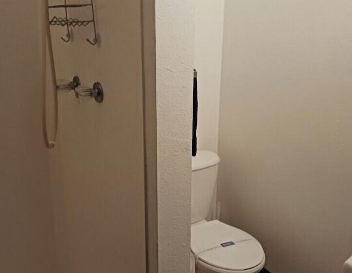 فندق Dakota Rose Inn