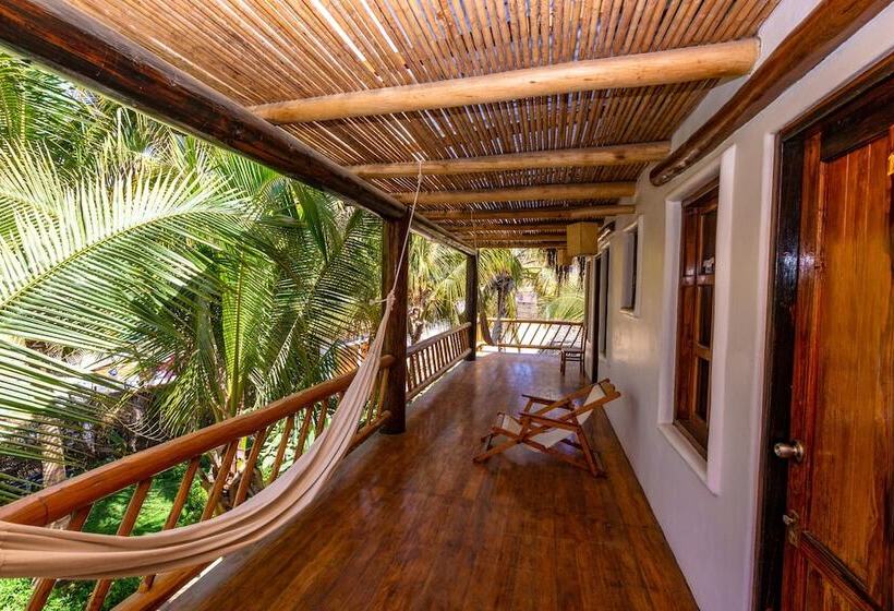 בית מלון כפרי Del Wawa Beach Front