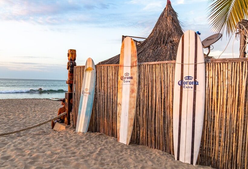 בית מלון כפרי Del Wawa Beach Front