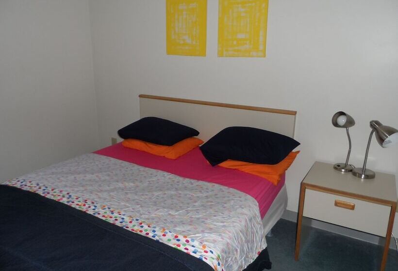 호텔 Economy Suites