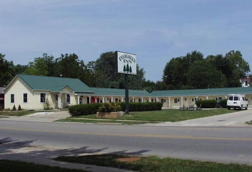호텔 Evergreen Inn