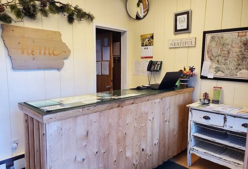 호텔 Evergreen Inn