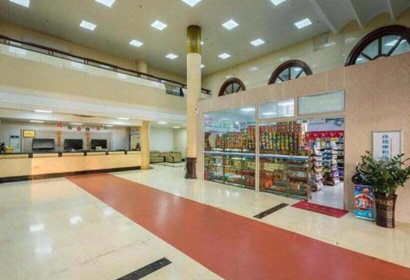 בית מלון כפרי Greentree Inn Zhanjiang Haitian Bus Station