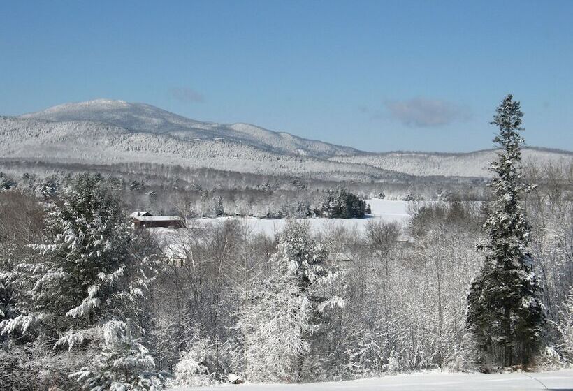 هتل Greenville Inn At Moosehead Lake