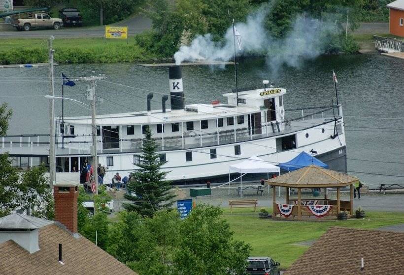 בית מלון כפרי Greenville Inn At Moosehead Lake