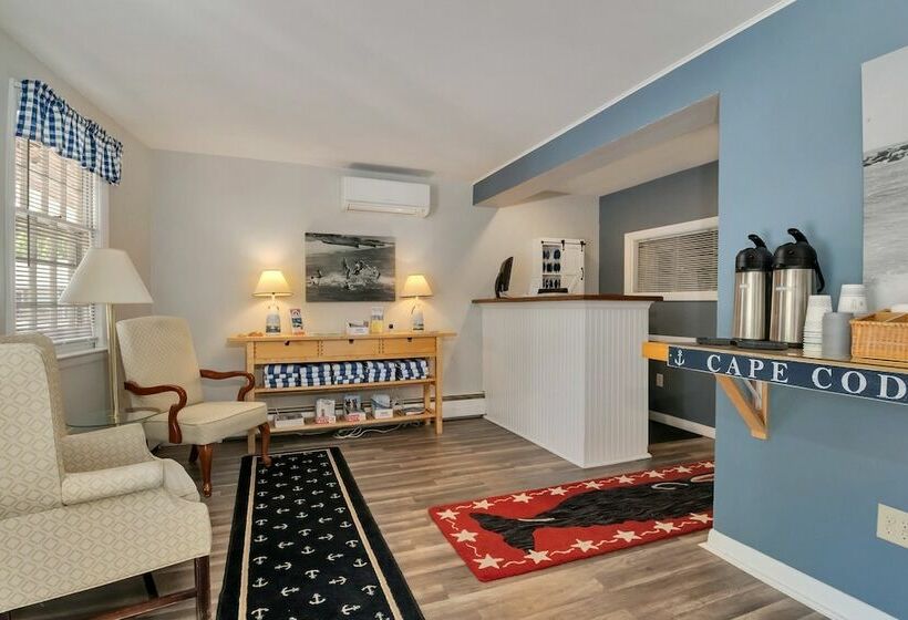 فندق Handkerchief Shoals Inn