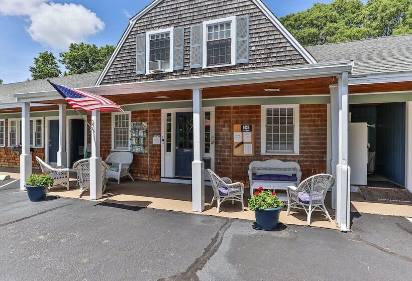 فندق Handkerchief Shoals Inn