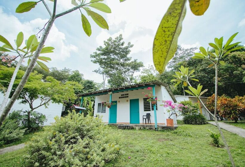 호텔 Los Colores Ecoparque