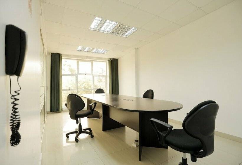 فندق Los Heraldos