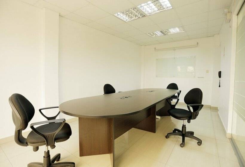 فندق Los Heraldos