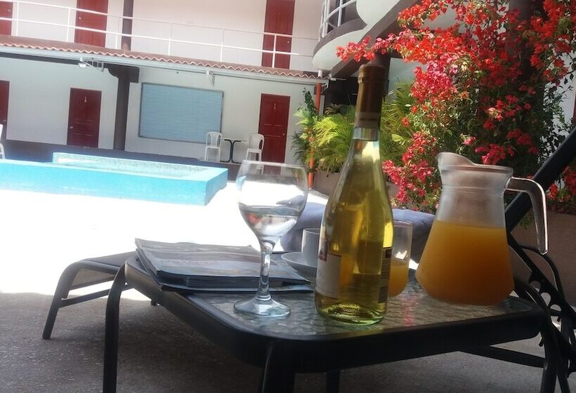 فندق Pacific Coast