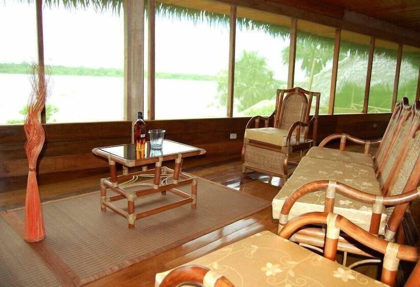 هتل Samiria Ecolodge