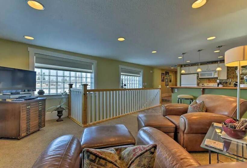 فندق The Loft On Center