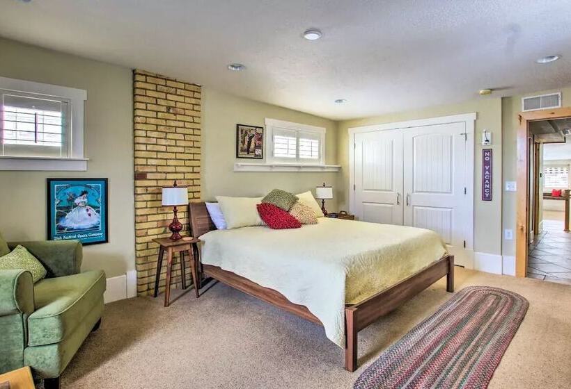 فندق The Loft On Center