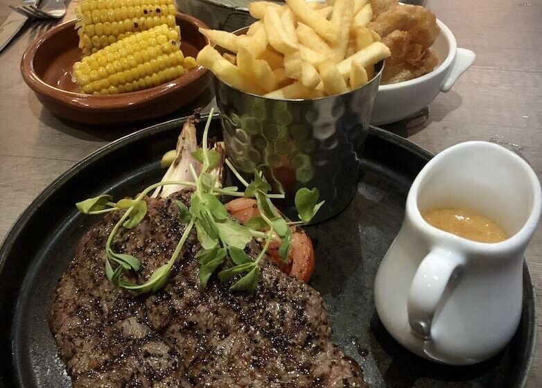 ホテル The Newmachar