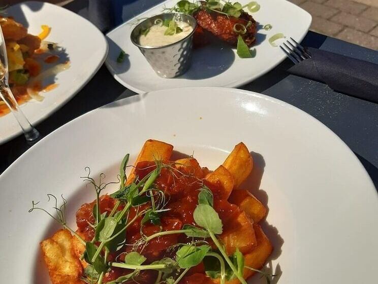 ホテル The Newmachar