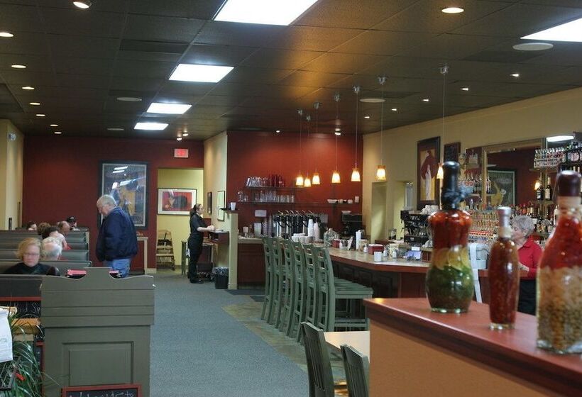 ホテル Tremont Inn On Main