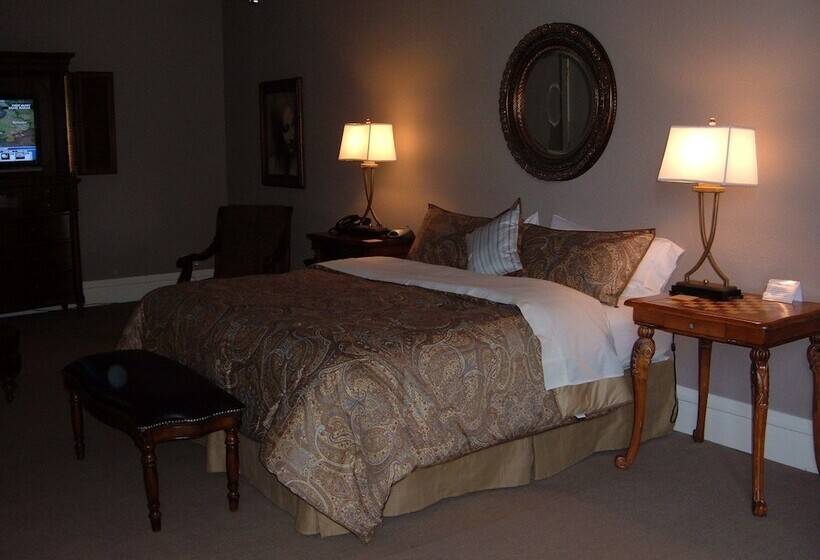 ホテル Tremont Inn On Main