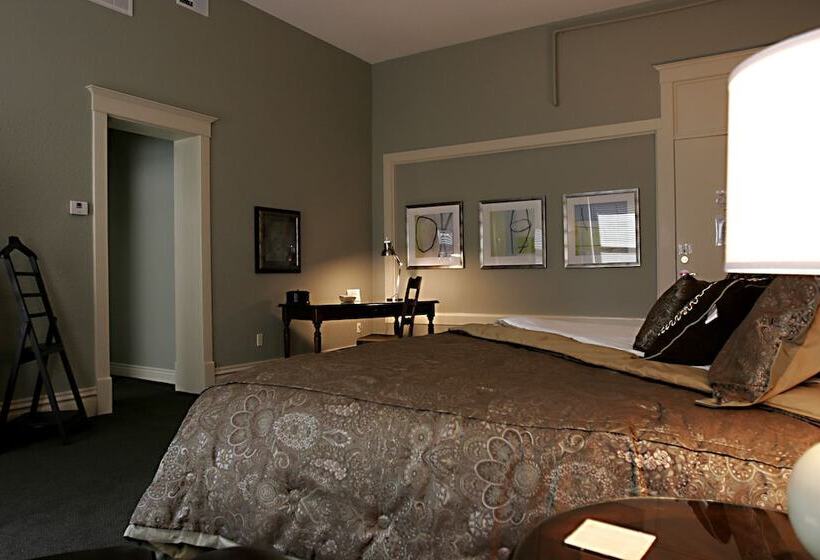 ホテル Tremont Inn On Main