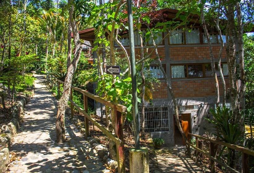 هتل Yacumaman Sanctuary