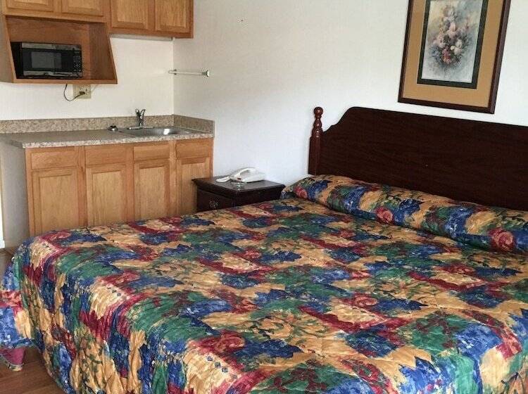 University Lodge Motel