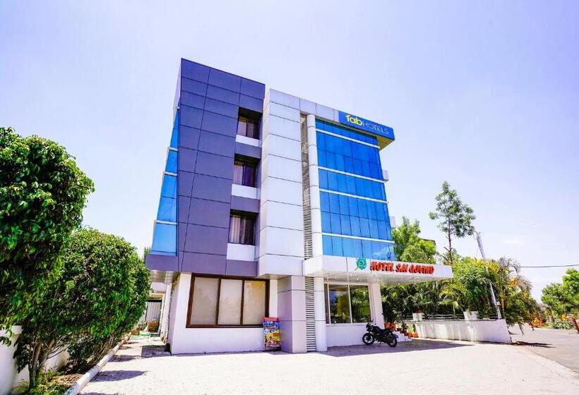Fabhotel Sai Govind