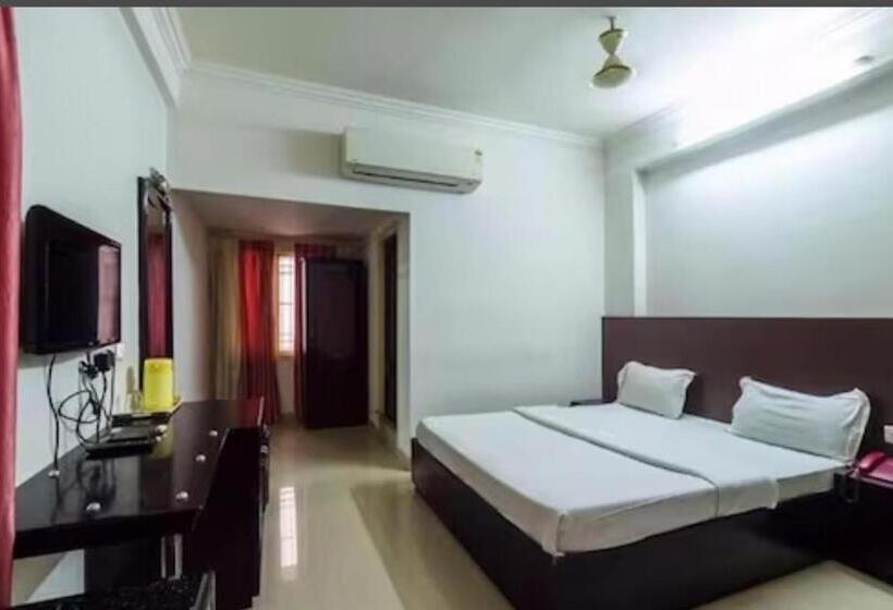 בית מלון כפרי Akshay Residency