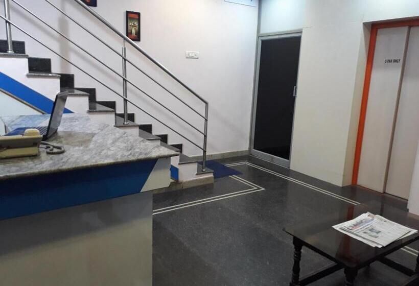 בית מלון כפרי Bluemoon Residency