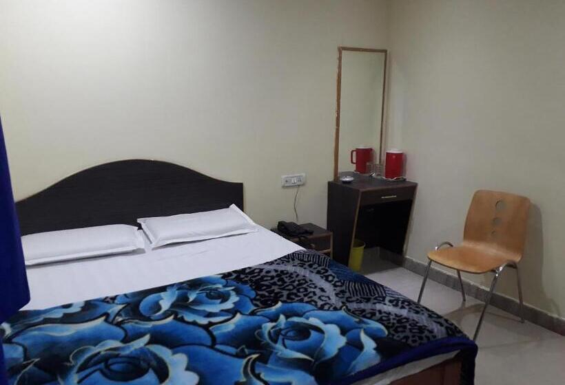 בית מלון כפרי Bluemoon Residency