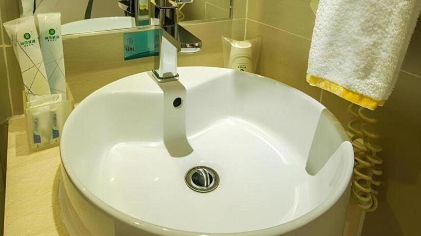 فندق City Comfort Inn Yulin Walking Street