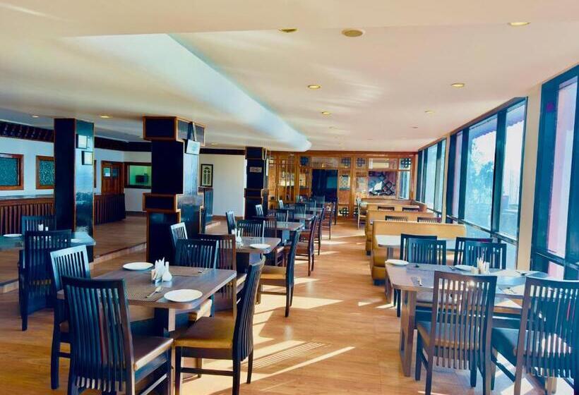 فندق Tara Palace Resort And Spa