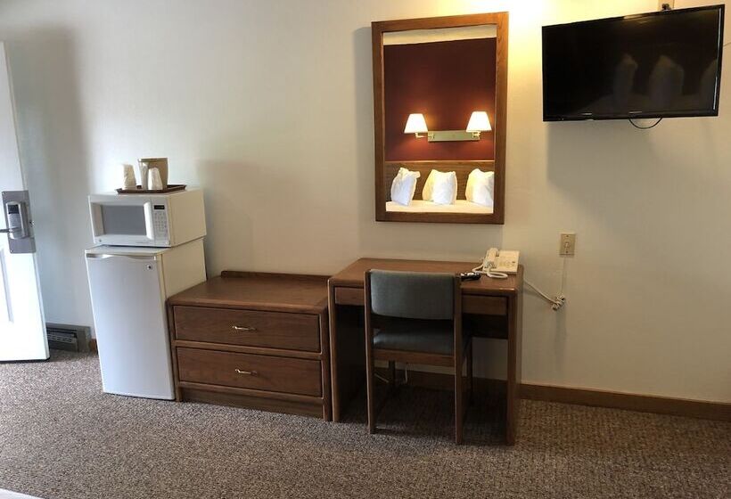 فندق Golden Eagle Inn