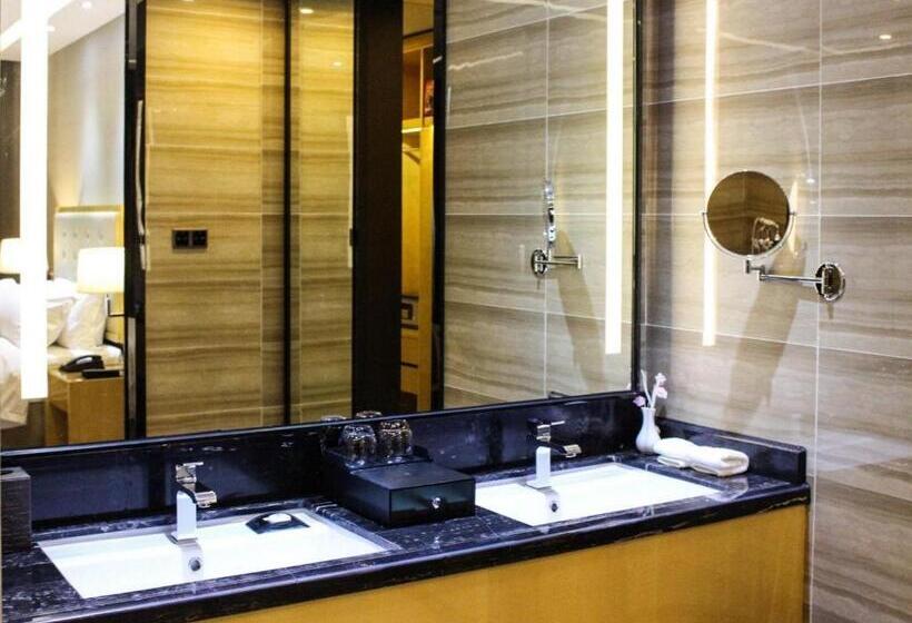 酒店 Golden Phoenix International