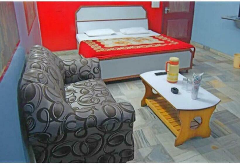 Hotel Parag, Gurdaspur Road, Pathankot