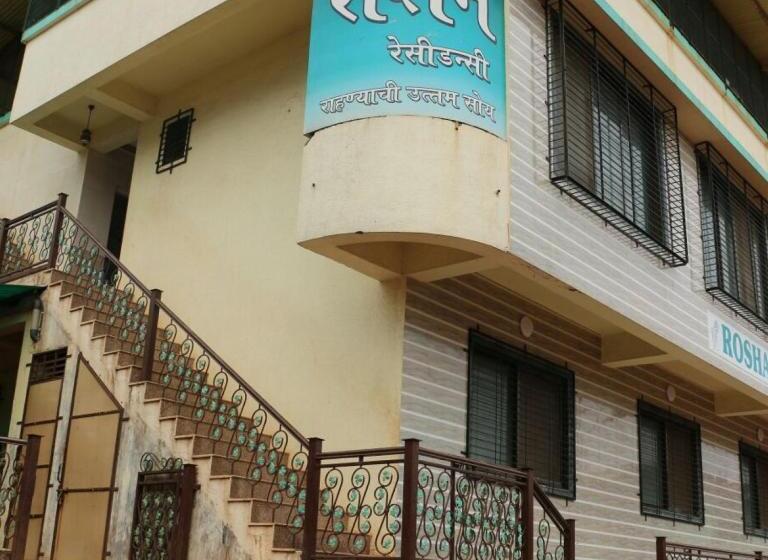 호텔 Roshan Residency Matheran