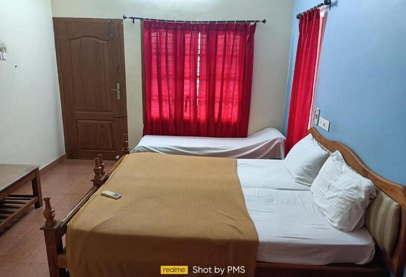 Отель Srishty Garden Resorts