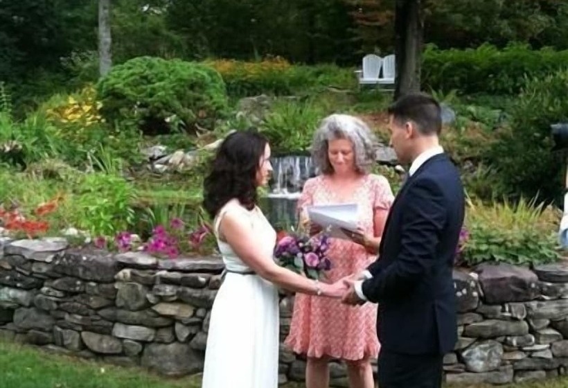 هتل Stone Hill Inn