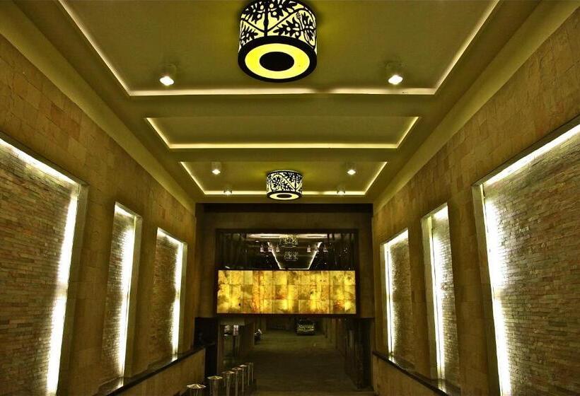 בית מלון כפרי The Central Park