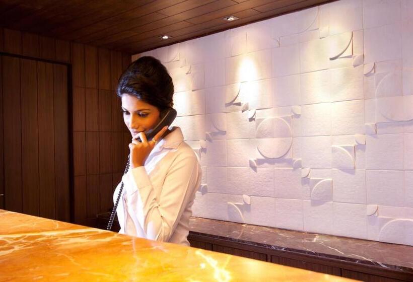 בית מלון כפרי The Central Park