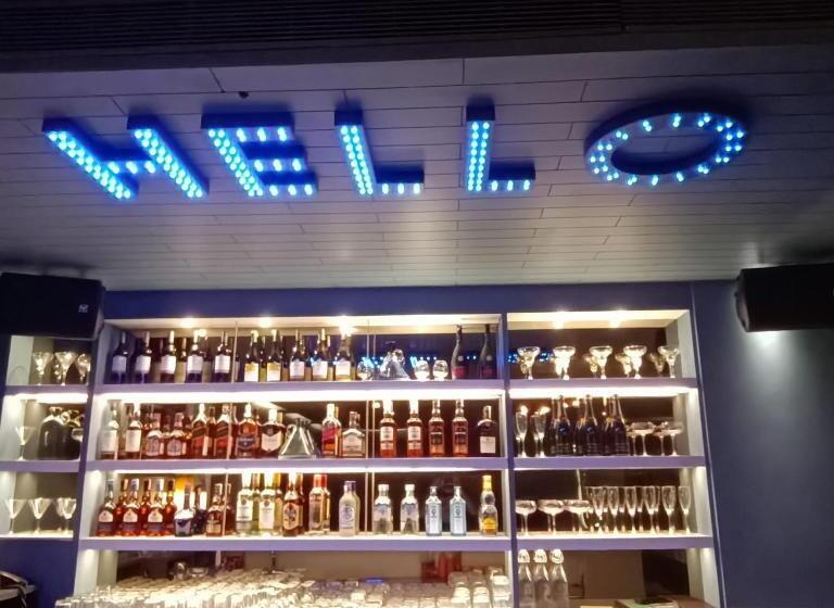 בית מלון כפרי The Central Park