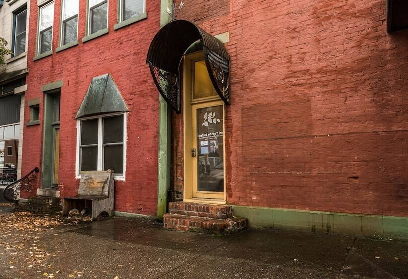ホテル The Walnut Street Inn