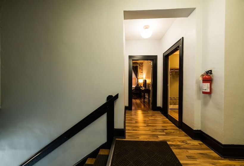 ホテル The Walnut Street Inn