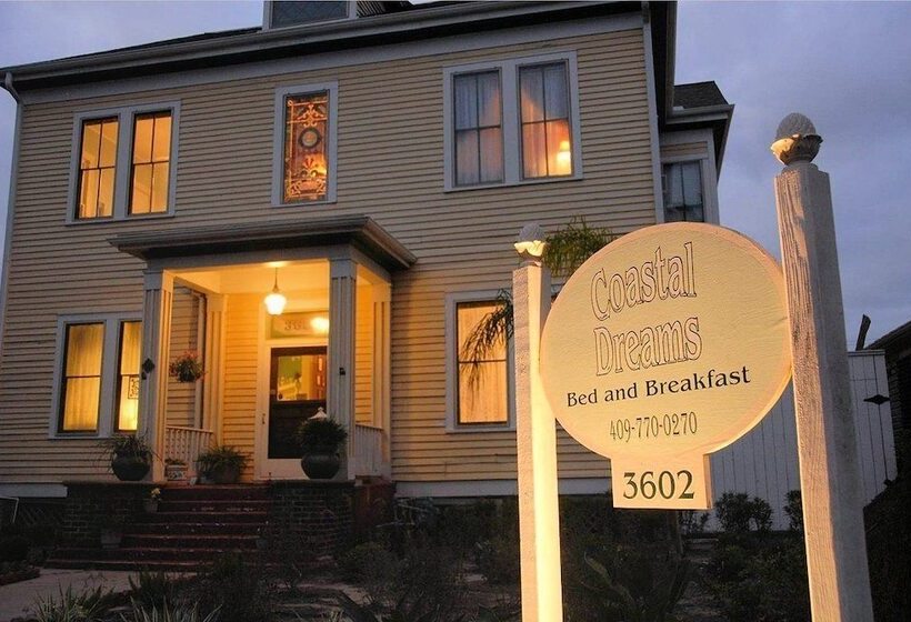 هتل Coastal Dreams Bed & Breakfast