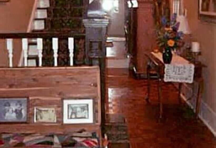 호텔 Coastal Dreams Bed & Breakfast